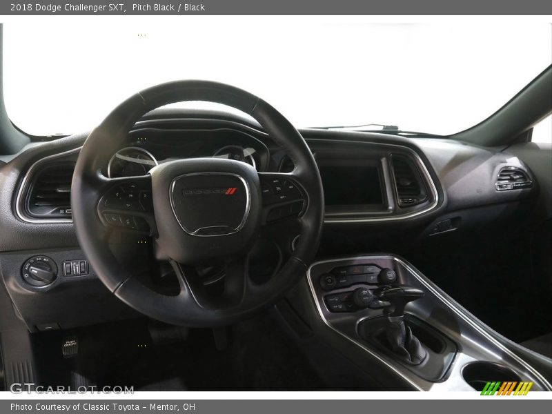 Pitch Black / Black 2018 Dodge Challenger SXT