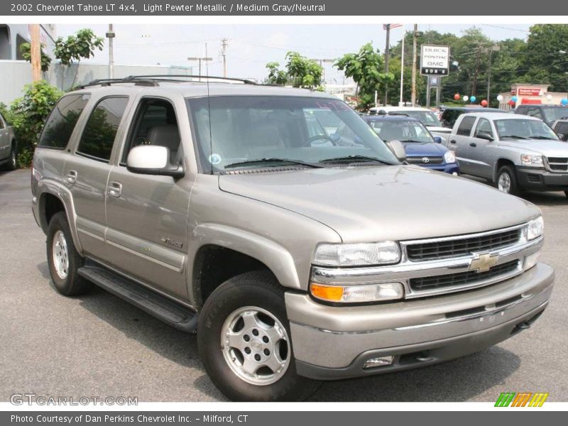 Light Pewter Metallic / Medium Gray/Neutral 2002 Chevrolet Tahoe LT 4x4