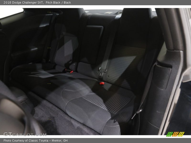 Pitch Black / Black 2018 Dodge Challenger SXT