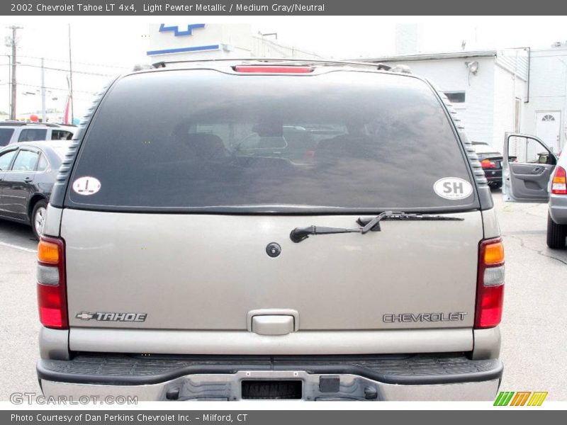 Light Pewter Metallic / Medium Gray/Neutral 2002 Chevrolet Tahoe LT 4x4