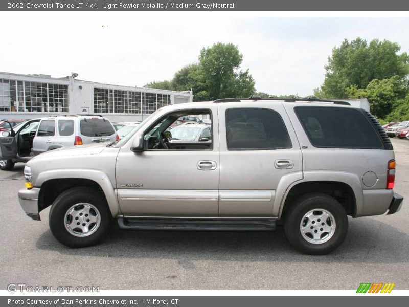 Light Pewter Metallic / Medium Gray/Neutral 2002 Chevrolet Tahoe LT 4x4