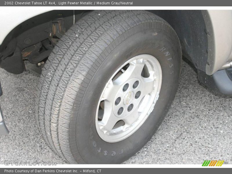 Light Pewter Metallic / Medium Gray/Neutral 2002 Chevrolet Tahoe LT 4x4