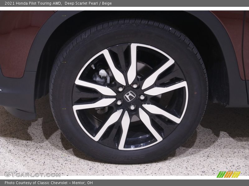  2021 Pilot Touring AWD Wheel