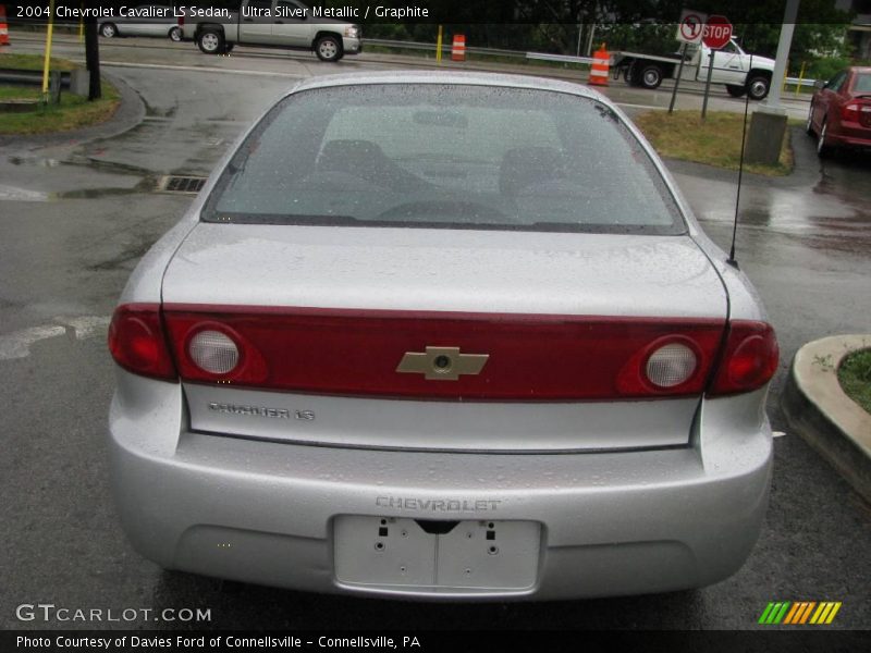 Ultra Silver Metallic / Graphite 2004 Chevrolet Cavalier LS Sedan