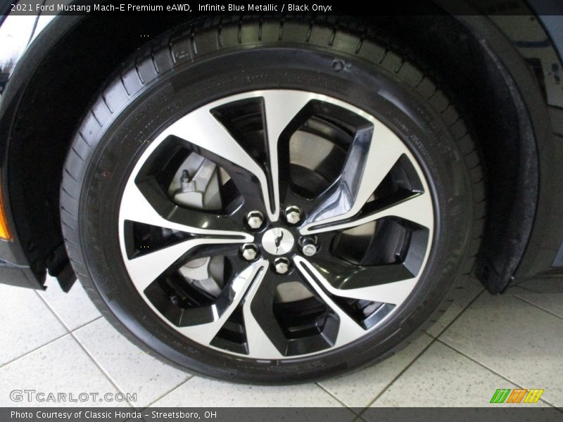  2021 Mustang Mach-E Premium eAWD Wheel