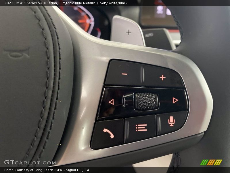  2022 5 Series 540i Sedan Steering Wheel