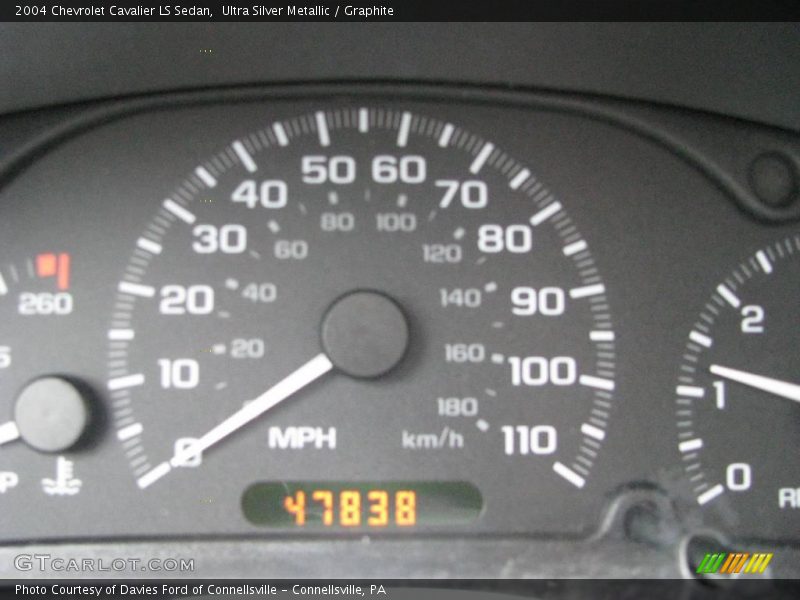 Ultra Silver Metallic / Graphite 2004 Chevrolet Cavalier LS Sedan