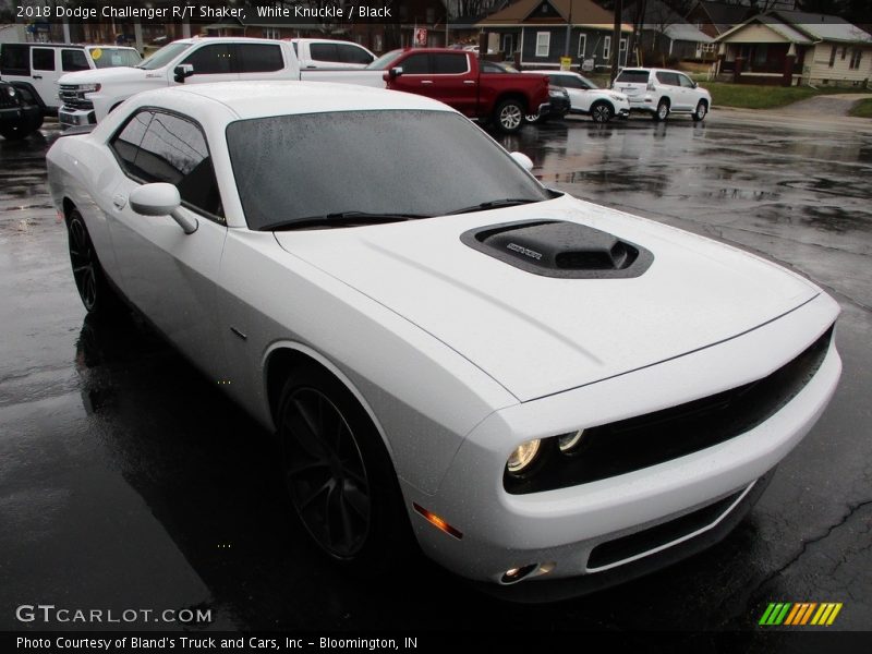 Front 3/4 View of 2018 Challenger R/T Shaker
