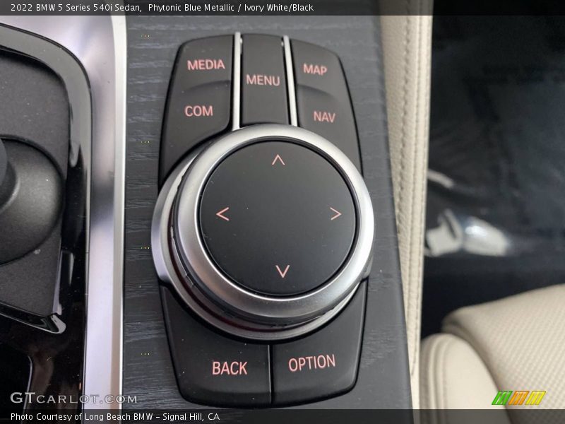 Phytonic Blue Metallic / Ivory White/Black 2022 BMW 5 Series 540i Sedan