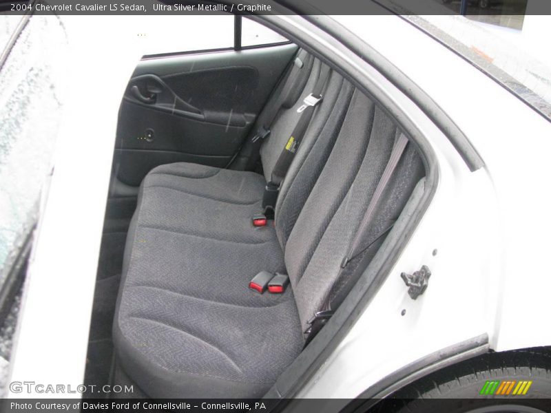 Ultra Silver Metallic / Graphite 2004 Chevrolet Cavalier LS Sedan