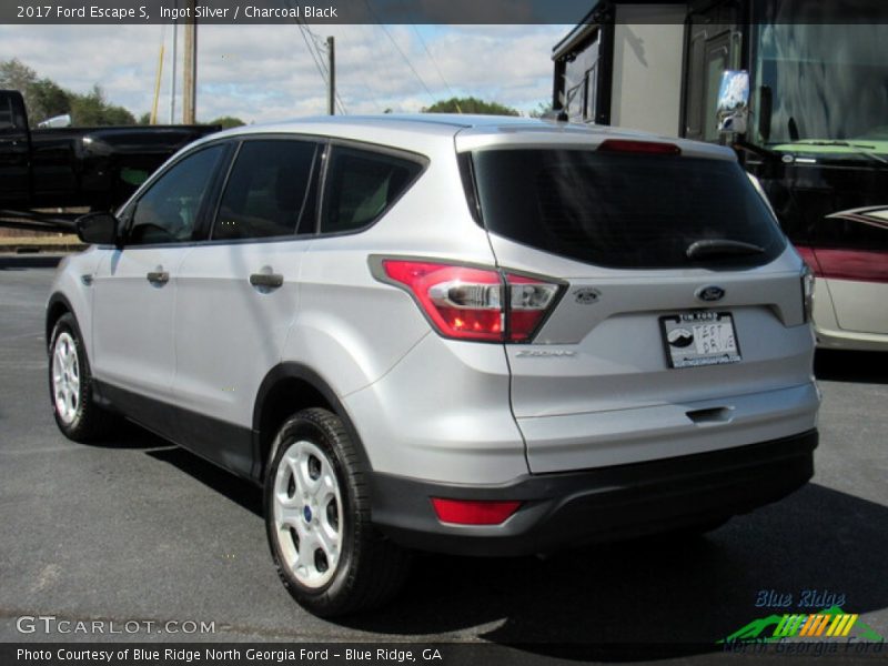 Ingot Silver / Charcoal Black 2017 Ford Escape S