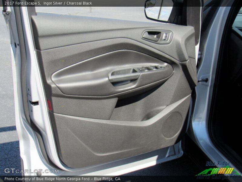 Ingot Silver / Charcoal Black 2017 Ford Escape S