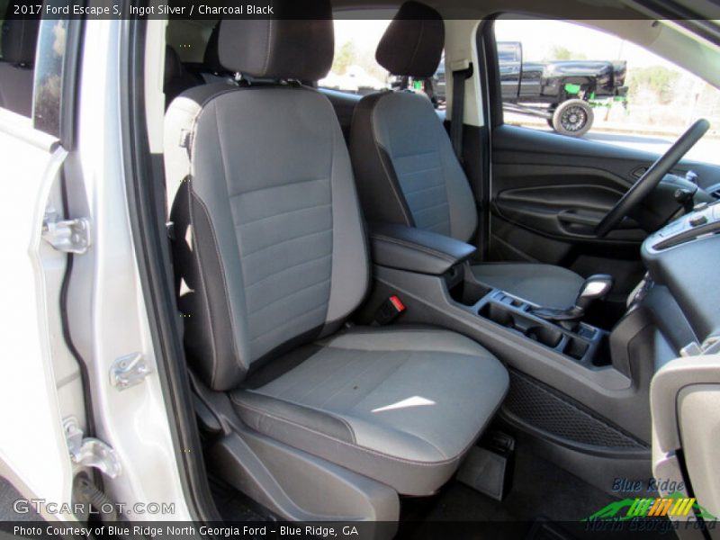 Ingot Silver / Charcoal Black 2017 Ford Escape S