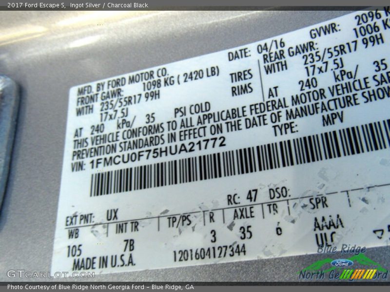 Ingot Silver / Charcoal Black 2017 Ford Escape S