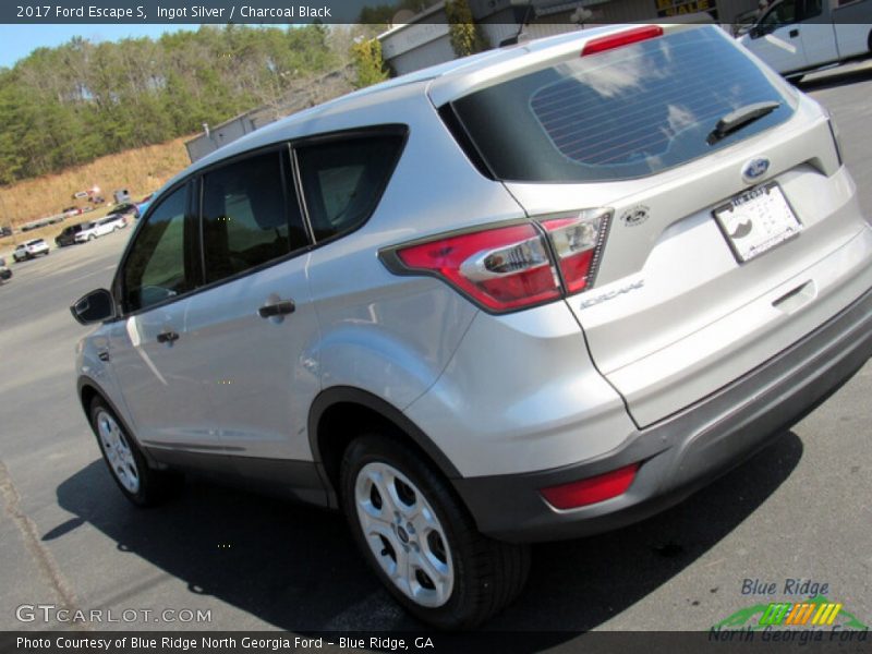Ingot Silver / Charcoal Black 2017 Ford Escape S