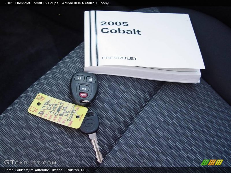 Arrival Blue Metallic / Ebony 2005 Chevrolet Cobalt LS Coupe