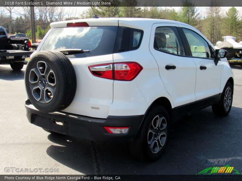 Diamond White / Medium Light Stone 2018 Ford EcoSport S