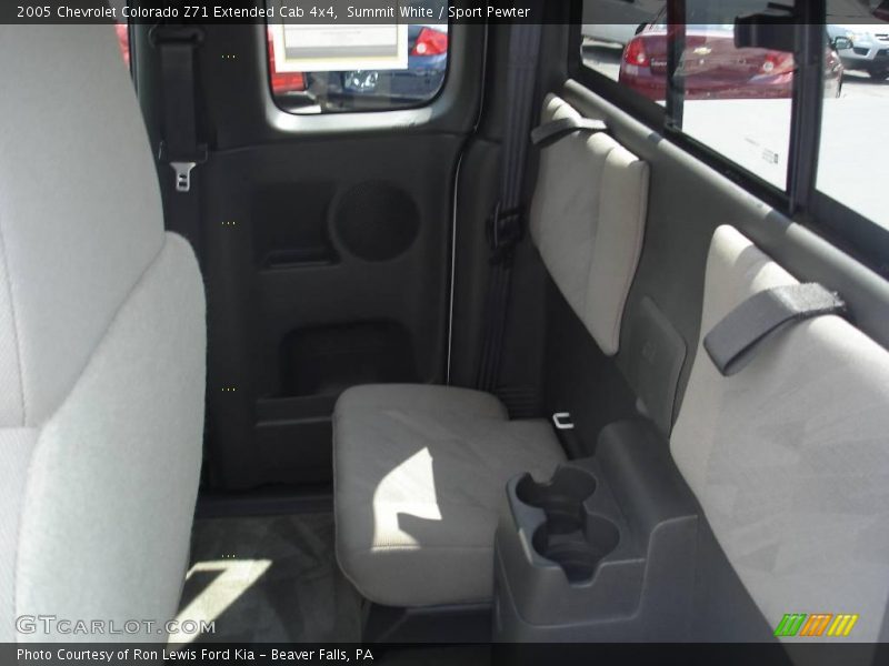 Summit White / Sport Pewter 2005 Chevrolet Colorado Z71 Extended Cab 4x4