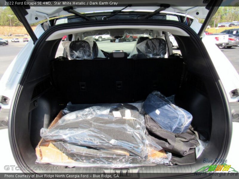 Star White Metallic / Dark Earth Gray 2022 Ford Escape SE 4WD