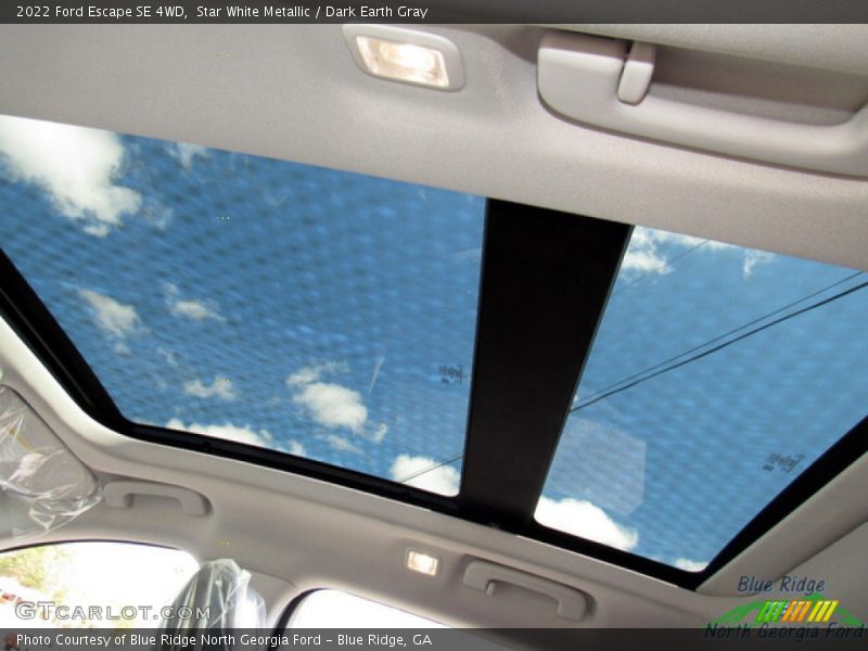 Star White Metallic / Dark Earth Gray 2022 Ford Escape SE 4WD