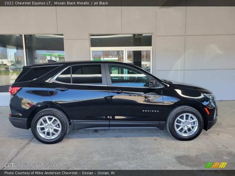 Mosaic Black Metallic / Jet Black 2022 Chevrolet Equinox LT