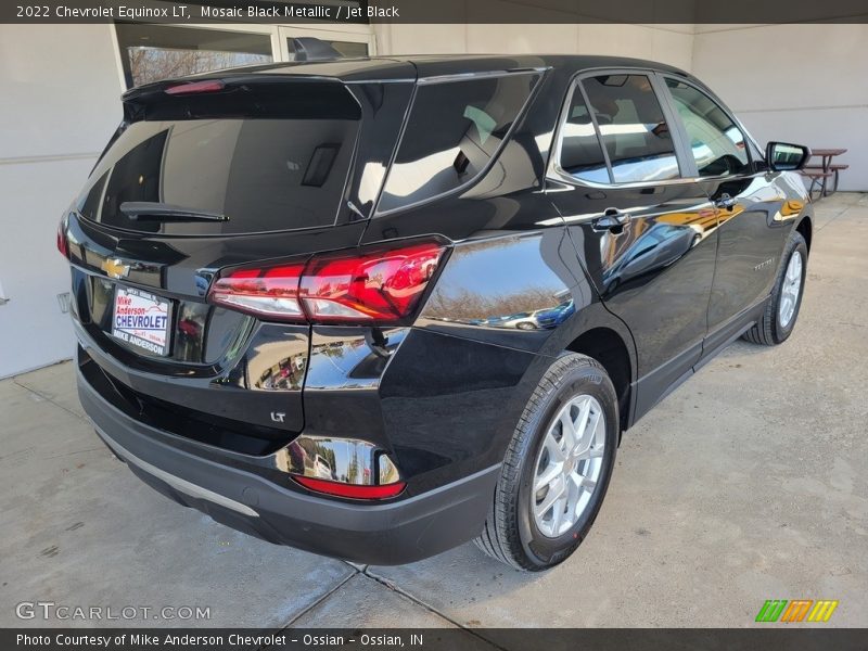 Mosaic Black Metallic / Jet Black 2022 Chevrolet Equinox LT