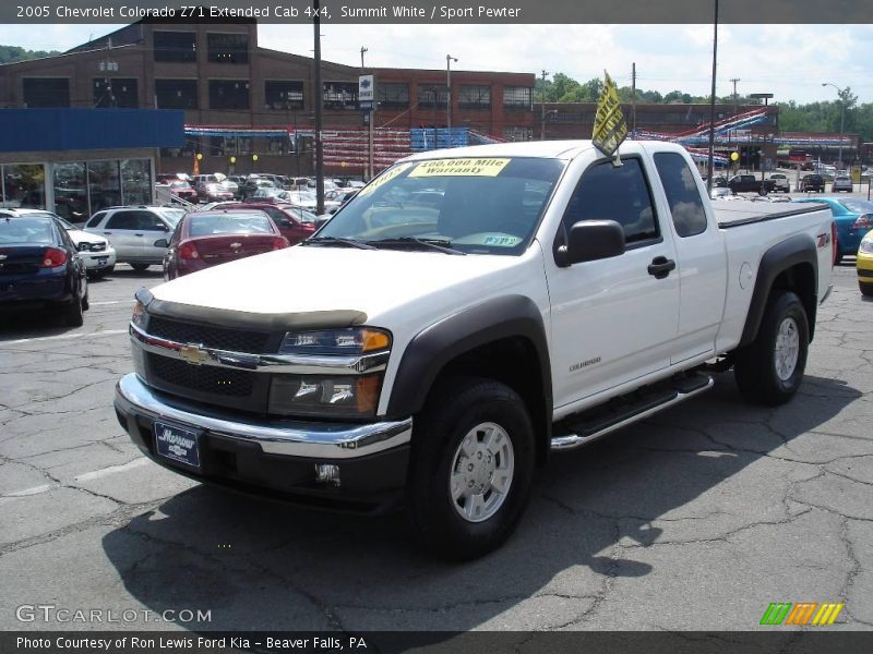 Summit White / Sport Pewter 2005 Chevrolet Colorado Z71 Extended Cab 4x4