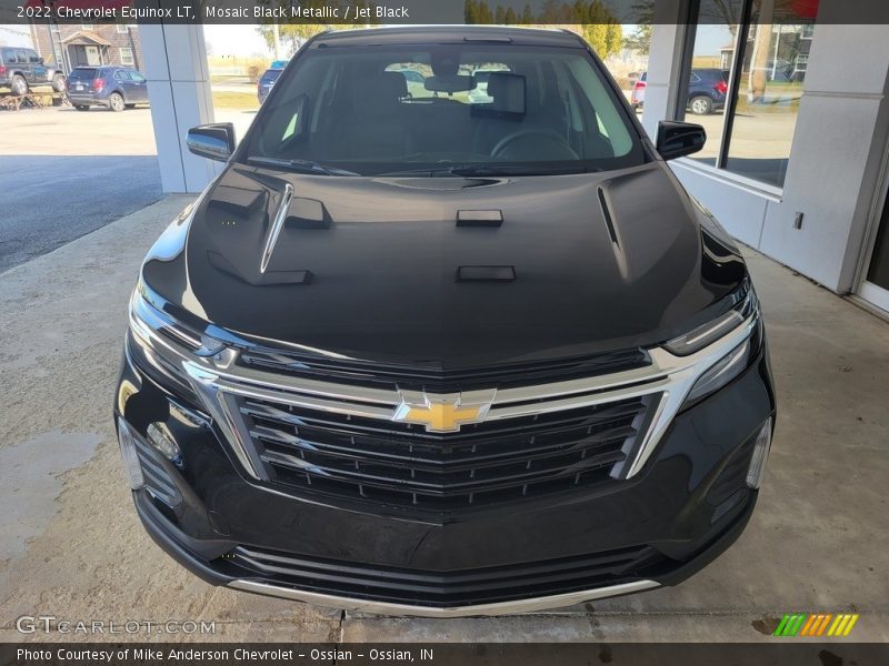 Mosaic Black Metallic / Jet Black 2022 Chevrolet Equinox LT