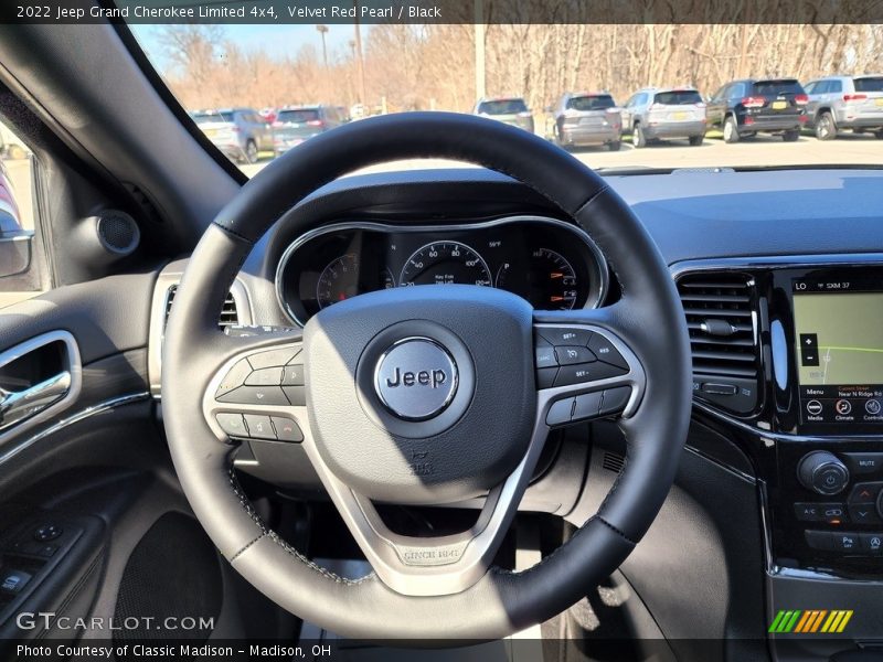 Velvet Red Pearl / Black 2022 Jeep Grand Cherokee Limited 4x4