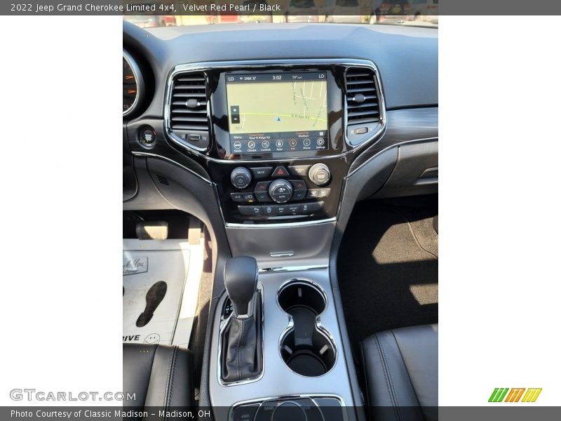 Velvet Red Pearl / Black 2022 Jeep Grand Cherokee Limited 4x4