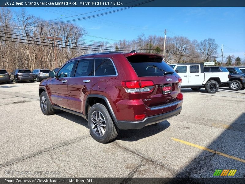 Velvet Red Pearl / Black 2022 Jeep Grand Cherokee Limited 4x4