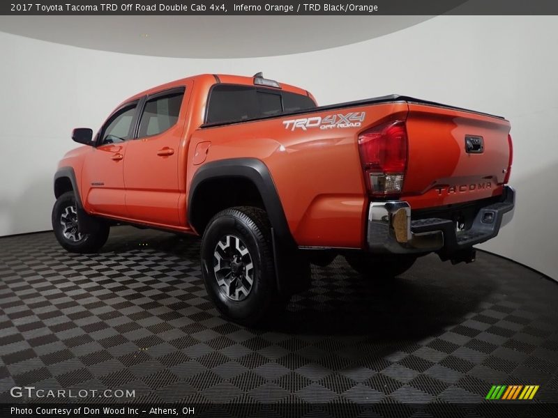 Inferno Orange / TRD Black/Orange 2017 Toyota Tacoma TRD Off Road Double Cab 4x4