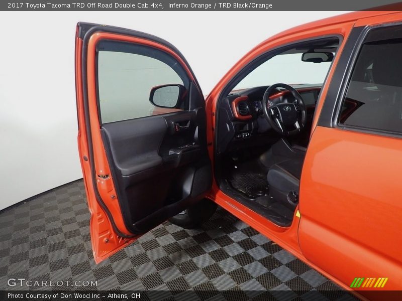 Inferno Orange / TRD Black/Orange 2017 Toyota Tacoma TRD Off Road Double Cab 4x4