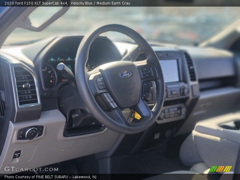 Velocity Blue / Medium Earth Gray 2020 Ford F150 XLT SuperCab 4x4