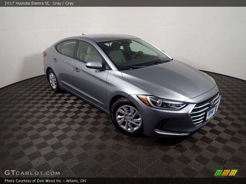 Gray / Gray 2017 Hyundai Elantra SE