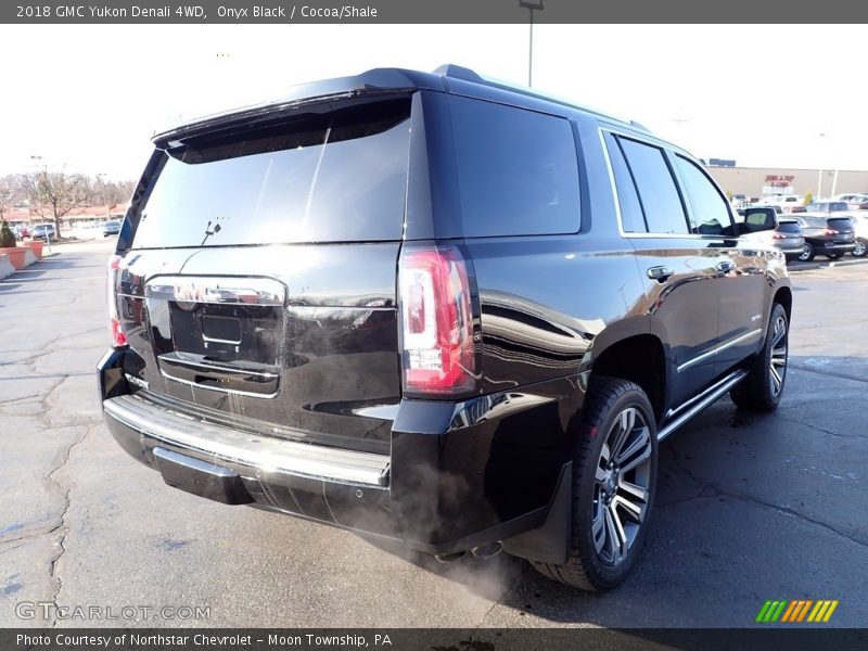 Onyx Black / Cocoa/Shale 2018 GMC Yukon Denali 4WD