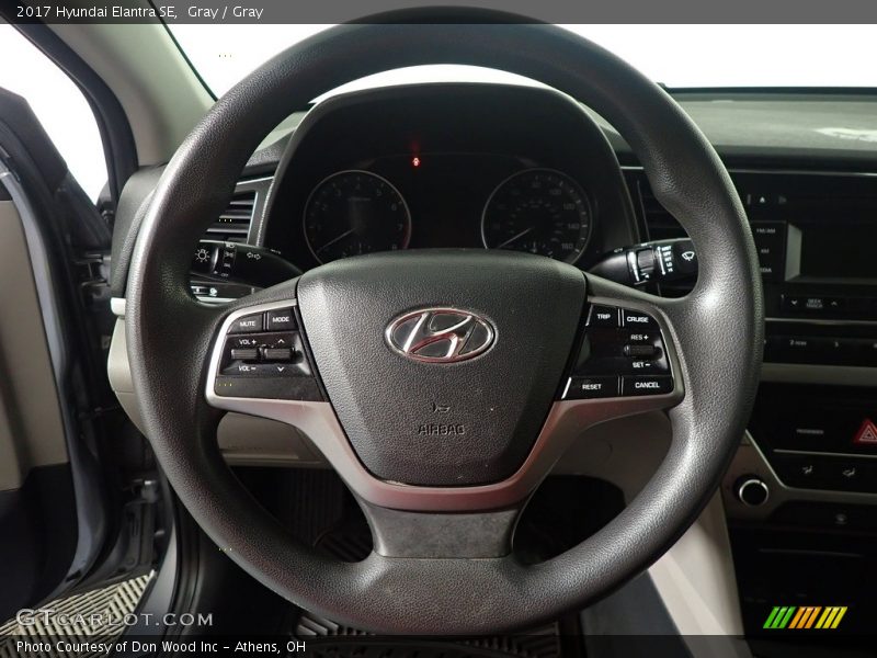 Gray / Gray 2017 Hyundai Elantra SE