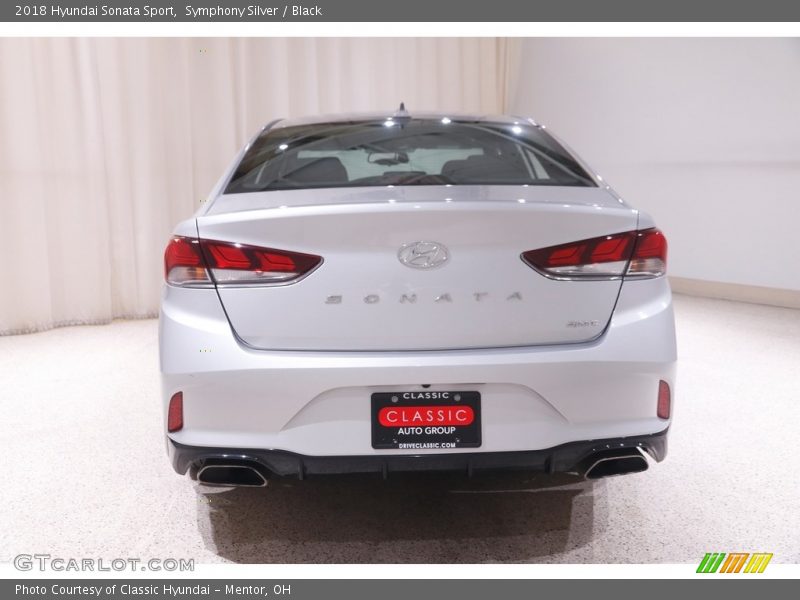 Symphony Silver / Black 2018 Hyundai Sonata Sport