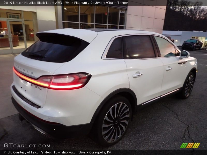 White Platinum / Cashmere/Chalet Theme 2019 Lincoln Nautilus Black Label AWD