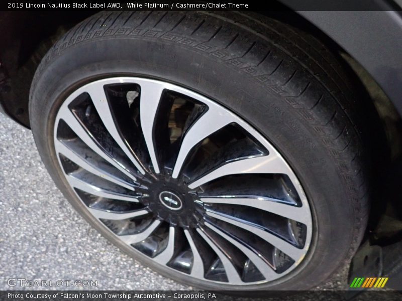  2019 Nautilus Black Label AWD Wheel