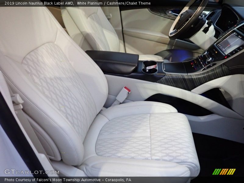 Front Seat of 2019 Nautilus Black Label AWD