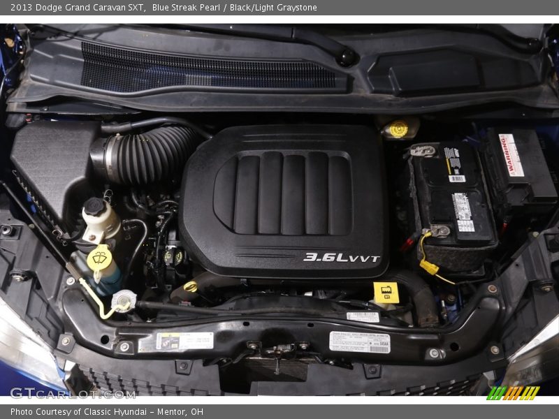 Blue Streak Pearl / Black/Light Graystone 2013 Dodge Grand Caravan SXT