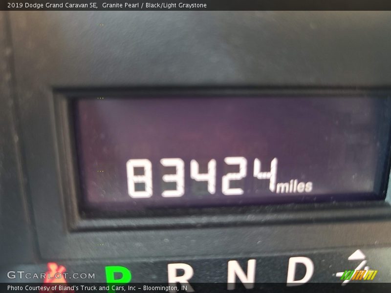 Granite Pearl / Black/Light Graystone 2019 Dodge Grand Caravan SE