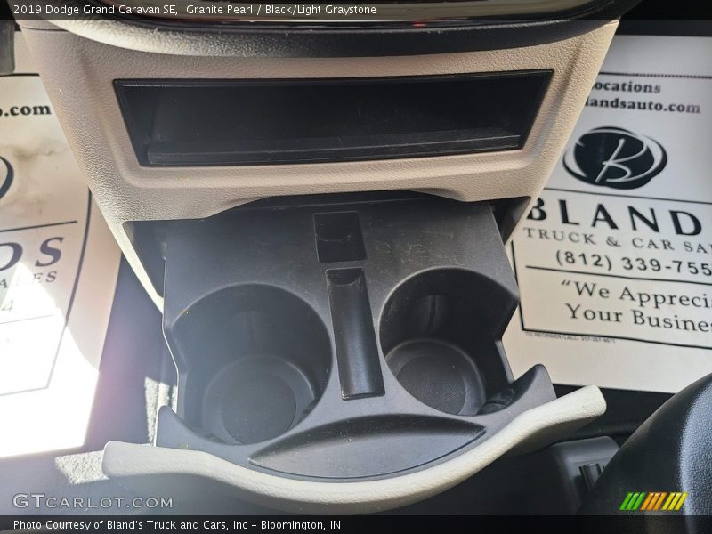 Granite Pearl / Black/Light Graystone 2019 Dodge Grand Caravan SE
