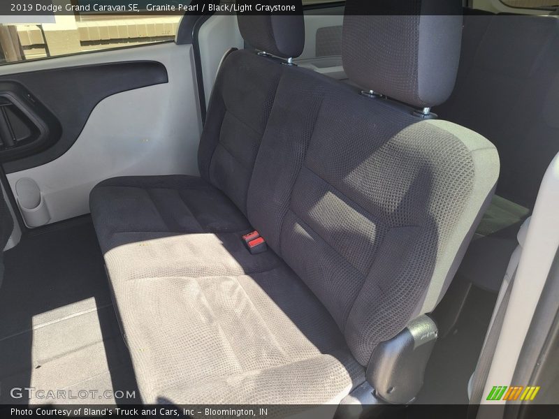 Granite Pearl / Black/Light Graystone 2019 Dodge Grand Caravan SE