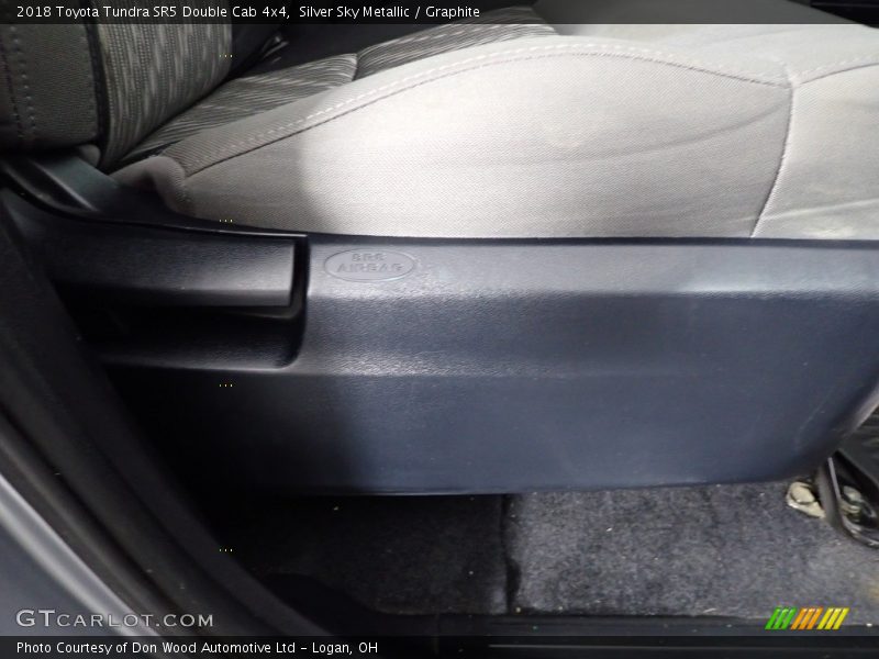 Silver Sky Metallic / Graphite 2018 Toyota Tundra SR5 Double Cab 4x4