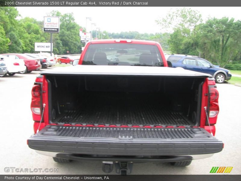 Victory Red / Dark Charcoal 2006 Chevrolet Silverado 1500 LT Regular Cab 4x4