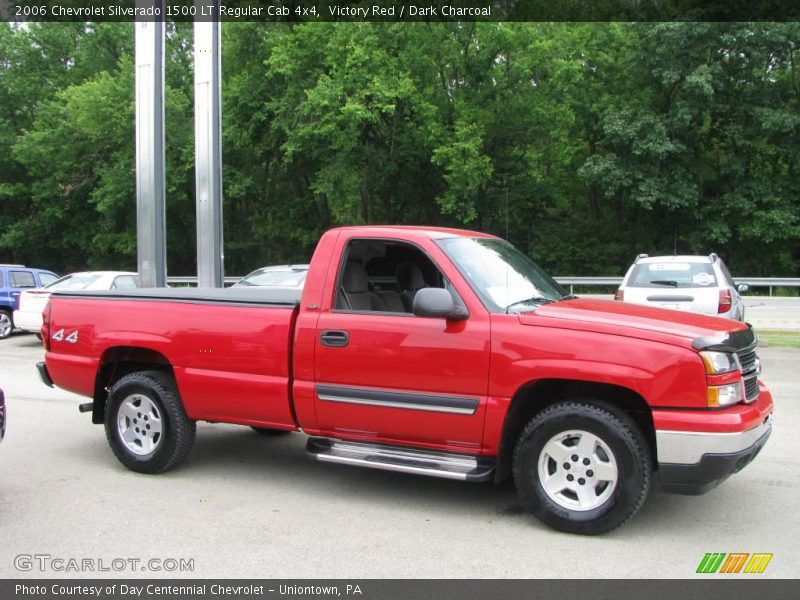 Victory Red / Dark Charcoal 2006 Chevrolet Silverado 1500 LT Regular Cab 4x4