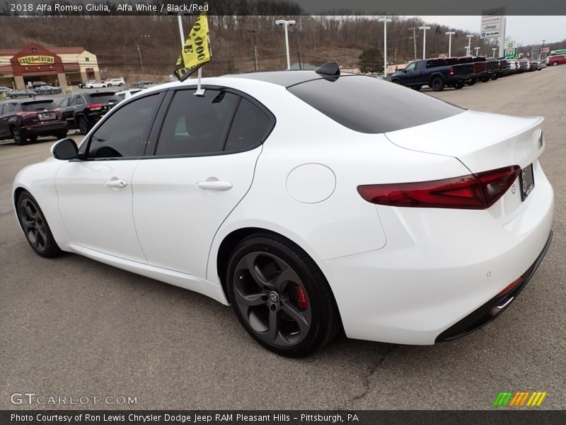 Alfa White / Black/Red 2018 Alfa Romeo Giulia
