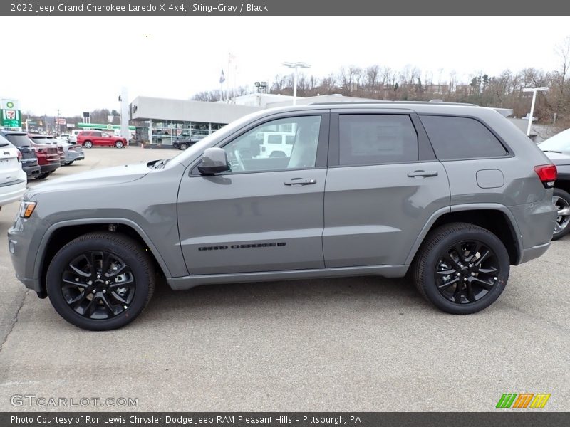  2022 Grand Cherokee Laredo X 4x4 Sting-Gray